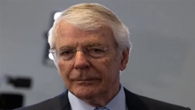 رئيس وزراء بريطانيا الأسبق: على جونسون الرحيل الآن 