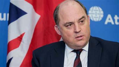 الأوفر حظا.. استطلاعات الرأي ترشح وزير الدفاع البريطاني لخلافة جونسون