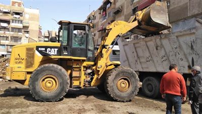 رفع مخلفات وإزالة سوق الـ 5000 بحي الزهور في بورسعيد | صور