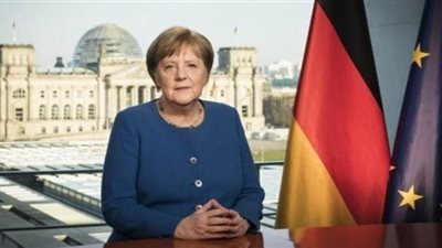 ميركل تطالب الصين بالشفافية لمعرفة أصل كورونا