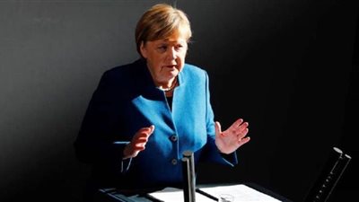 ميركل تدعو مواطني ألمانيا للالتزام والحذر لمواجهة كورونا