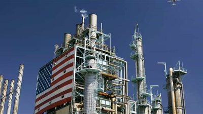 سيناتور أمريكي يهاجم روسيا والسعودية بعد الانهيار التاريخي لأسعار النفط