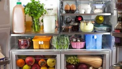 احذر.. حفظ المعلبات المفتوحة في الثلاجة لهذه الأسباب