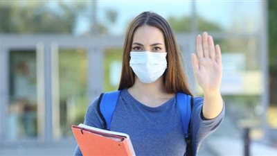 أستاذ أمراض صدرية: إصابات النساء أقل من الرجال في كافة الأوبئة على مر التاريخ | فيديو