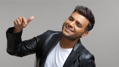 رامي صبري يغني مقطعًا من تتر مسلسل ياسمين صبري 