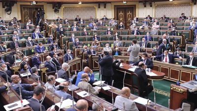بدء الجلسة العامة للبرلمان لمناقشة قوانين مواجهة تداعيات كورونا