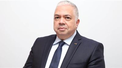 رجال الأعمال المصريين الأفارقة: انخفاض النفط الأمريكي يساهم في تحقيق النمو بمصر