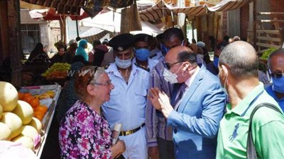 محافظ أسوان يوجه بتنفيذ دراسة السوق الحضاري | صور