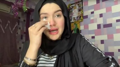 حنين حسام تنهار باكية أمام النيابة: 