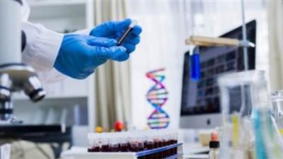 تسجيل 828 وفاة جديدة بفيروس كورونا في بريطانيا