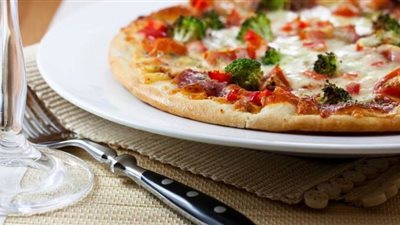 طريقة عمل بيتزا البروكلي