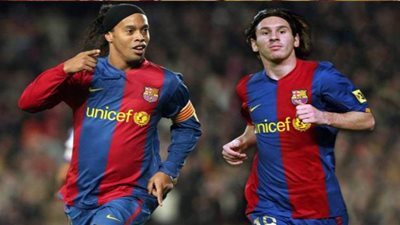 أسطورة مانشستر يونايتد: هذا هو الفارق بين ميسي ورونالدينيو