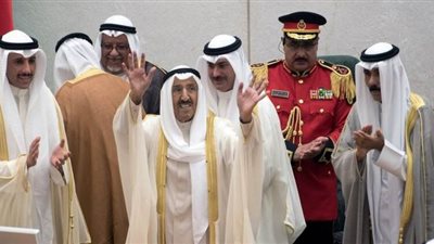بسبب كورونا.. أمير الكويت يعتذر عن استقبال المهنئين بشهر رمضان