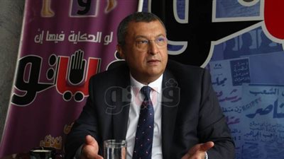 وزير البترول الأسبق يكشف سبب انهيار أسعار البترول الأمريكي