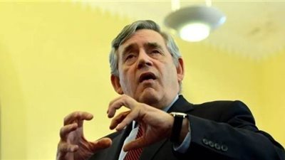 رئيس وزراء بريطانيا الأسبق: الدول الفقيرة قد تعيد كورونا إلى الدول الغنية