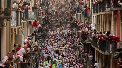 إسبانيا تلغي احتفالات الثيران بسبب كورونا