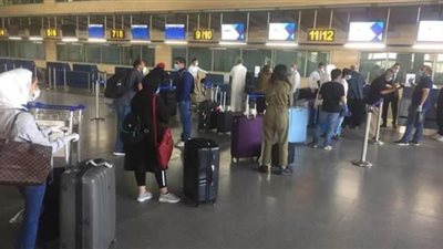 رحلة طيران الجزيرة تقلع من مطار برج العرب إلى الكويت