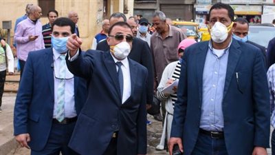 بعد جولة مفاجئة.. محافظ الإسكندرية يحيل رئيس حي المنتزة للتحقيق| صور