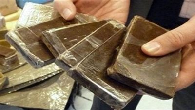 ضبط عاطلين بحوزتهما 3 كيلو جرامات حشيش بالخصوص