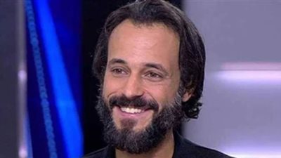 يوسف الشريف يهنئ جمهوره بحلول شهر رمضان