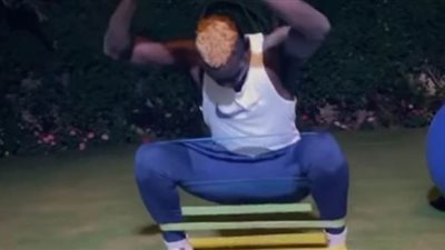 أليو بادجي يواصل تدريباته في منزله ليلة رمضان