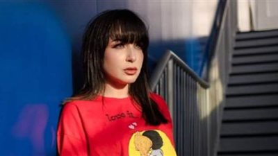 جمهور ساندي يحتفل بعيد ميلادها 