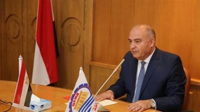 محافظ قنا يرسل برقية تهنئة للسيسي بمناسبة حلول شهر رمضان 