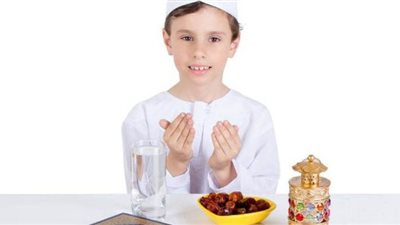 6 نصائح يجب اتباعها مع الأطفال أثناء الصيام فى رمضان