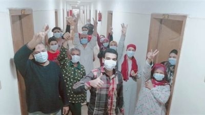 خروج ٢٤ حالة من العزل بالمدينة الجامعية في المنصورة | صور
