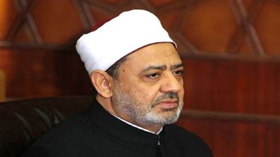 شيخ الأزهر يهنئ الرئيس السيسي والمصريين ومسلمي العالم بحلول شهر رمضان