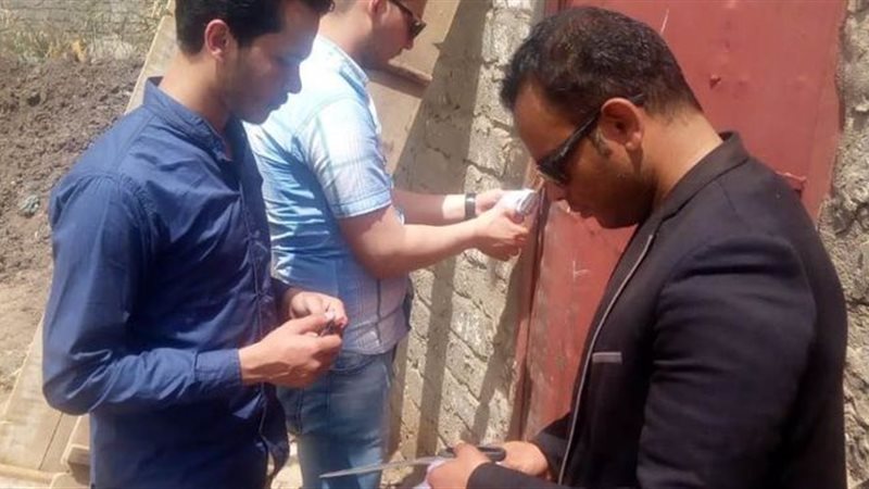 لحظة تشمييع مصانع