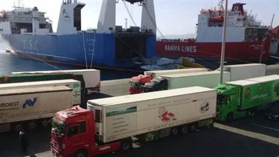 إغلاق 4 موانئ بالبحر الأحمر لسوء الأحوال الجوية | صور