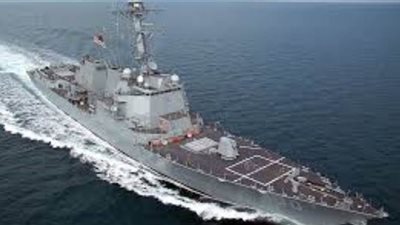 الاشتباه في إصابة العشرات من أفراد طاقم مدمرة KIDD الأمريكية بكورونا