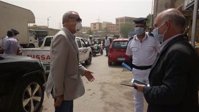 محافظ القليوبية: غرامات ومحاضر عقوبة إلقاء القمامة في شوارع شبرا | صور