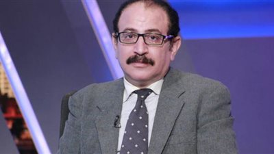 حروب الفيروسات.. د. طارق فهمي: الأمن الإنساني سوف يحتل أولوية قصوى.. وملف 