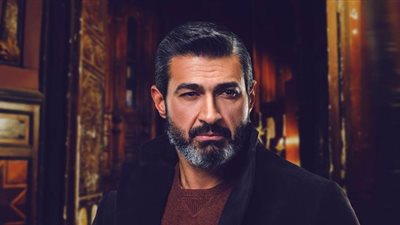 أبرزهم ياسر جلال.. نجوم يصرون على الظهور بنفس 