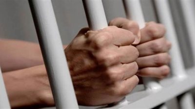 حبس فردي شرطة لاتهامهما بتهريب صاحب شركة محبوس بالقليوبية