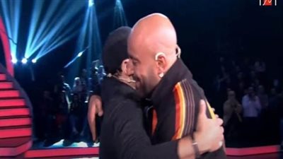 صراع بين هنيدي والسقا في عضلات 