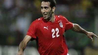 أبو تريكة يكشف كواليس جلسته مع حسن شحاتة في أمم أفريقيا 2008 وأزمة الدكة