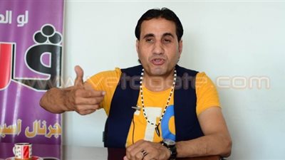 أحمد شيبة بعد اكتشافه مقلب فيفي عبده: أنا اتعورت في رجلي | فيديو