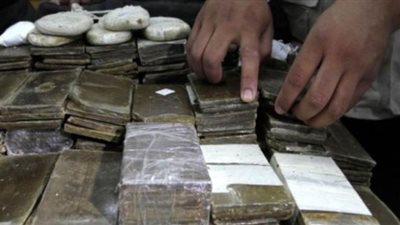 ضبط 5 عناصر إجرامية بحوزتهم مواد مخدرة ببولاق الدكرور