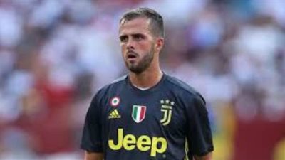 برشلونة ينسحب من صفقة نجم يوفنتوس وسان جيرمان يترقب