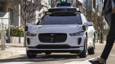 Waymo تطلق الجيل الخامس من أنظمة القيادة الذاتية | فيديو