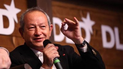 ساويرس يوجه التحية لمدير المستشفى الموقوف 3 أشهر لفرحته بتعافي مرضى كورونا 