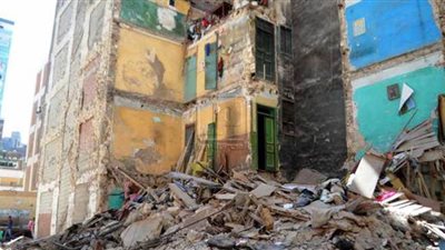 انهيار أجزاء من عقار دون إصابات بالإسكندرية