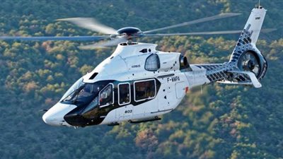 كندي يستخدم طائرة هليكوبتر لتعقب لص سرقه | فيديو