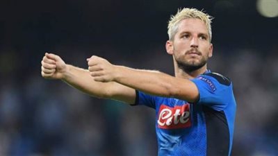 ليفربول ينضم لصراع التعاقد مع هداف نابولي