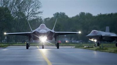 قاذفات بريطانية تقصف مواقع لـ