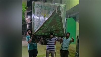 الدين لله والمحبة للجميع .. قصة «أرمانيوس» صاحب أكبر فانوس في المنيا | صور