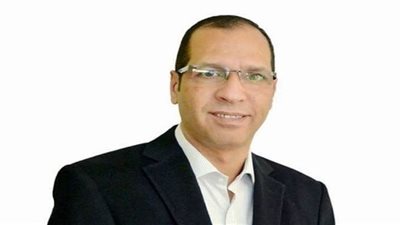 برلماني يطالب بعودة الحياة الطبيعية مع اتباع الإجراءات الوقائية من كورونا